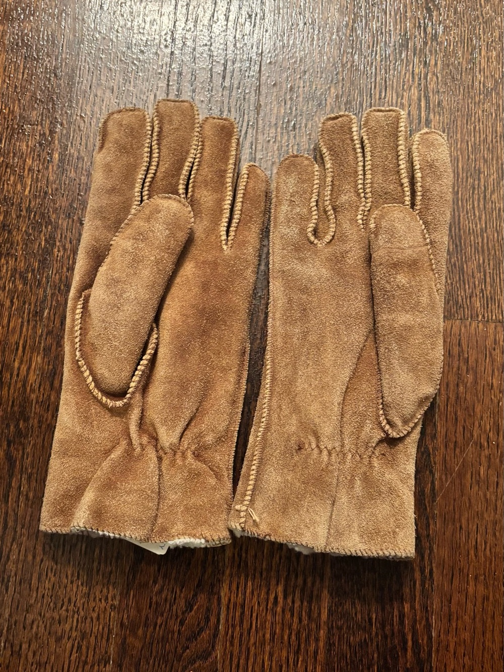 Women’s new Brown Suede Gloves